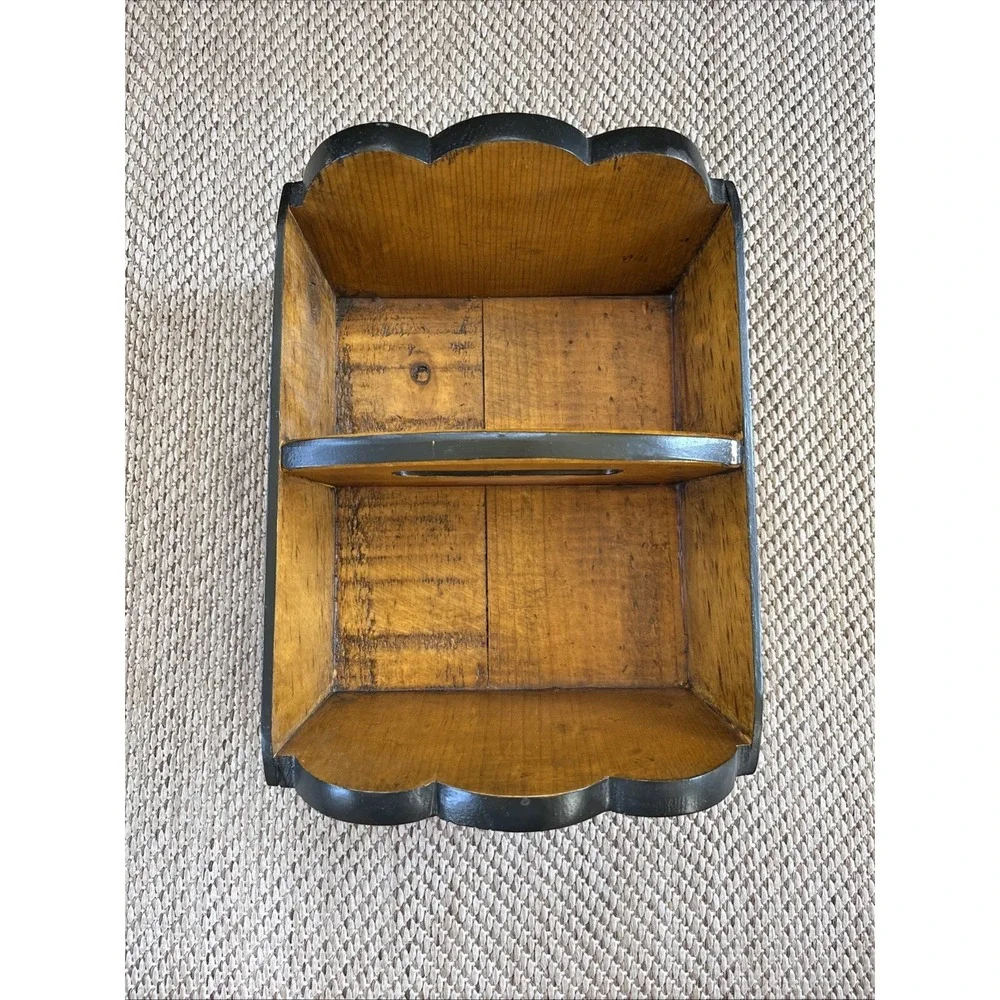 N/A vintage hand